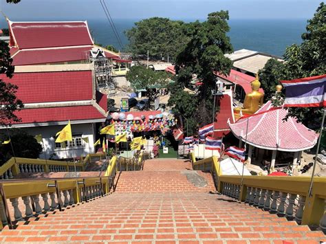 The top attraction on our list of things to do in hua hin is another market. TOP 12 THINGS TO DO IN HUA HIN (med bilder)