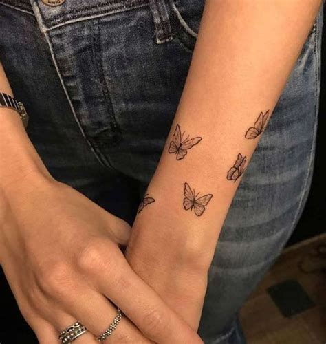 21 Beautiful Hand Tattoos For Women Female Tattoo Ideas Zestvine 2023