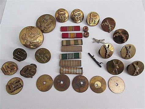 Vintage Lot Of Us Military Army Brass Lapel Pins And Ribbons Few Ns