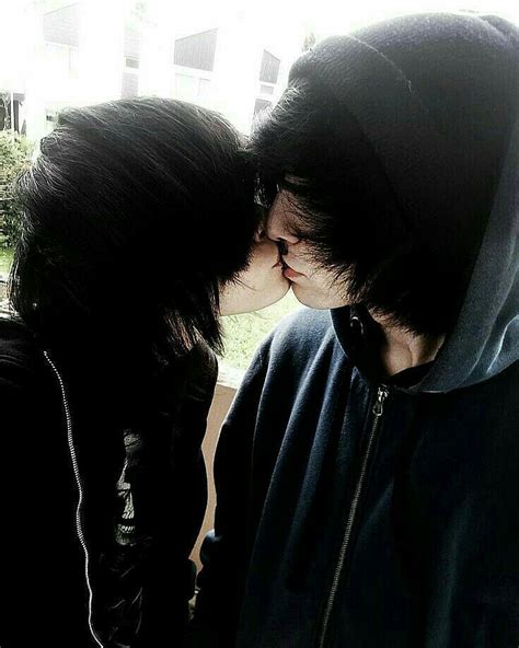 Kissing Relieves Stress But Having A Kiss From Someone You Love Brings Fire Cute Emo Couples