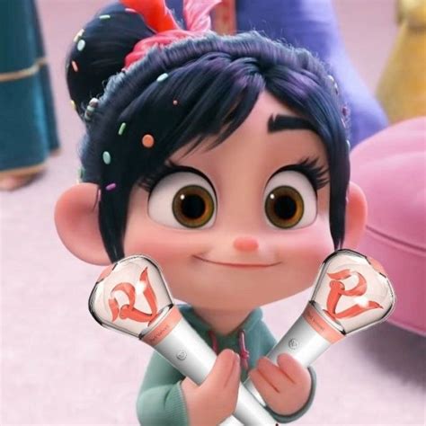 List 94 Wallpaper Cartoon Character With Big Eyes Latest