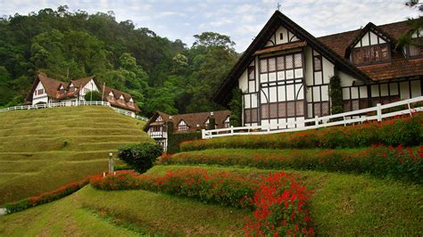 The cameron highlands is one of malaysia's most extensive hill stations. Deluxe Room at The Lakehouse | Cameron Highlands Resort
