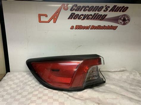 Ford Escape Tail Light
