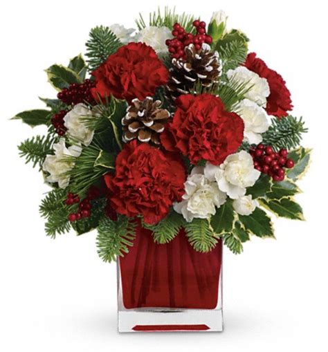 A Town And Country Life Christmas Flowers