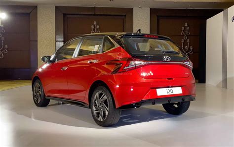 The formula goes like this: Top 5 Cool Features Of The Recently Launched 2021 Hyundai i20