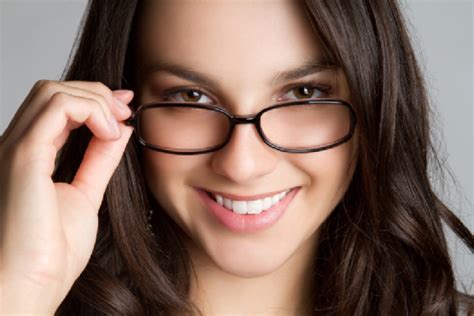 Bifocal Glasses Ways To Correct Near Sightedness And Far Sightedness