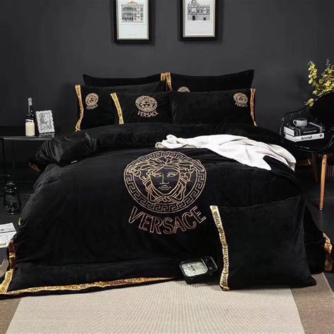 Pin By Lavish Fashions On Designer Bedroom Versace Bedding Bed