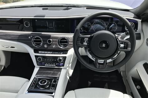 Rolls Royce Ghost Review Interior For Sale Specs And Models In
