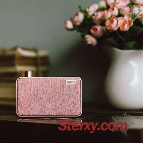 Add A Touch Of Retro Aesthetic To Your Desk With This Pink Radio Shaped