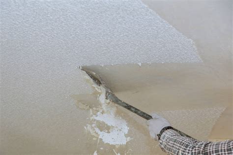 Homes built prior to 1980 were often constructed using building materials that contained asbestos — including textured ceilings and patching compounds. Cost to Remove Popcorn Ceiling Texture in 2019? - Inch ...