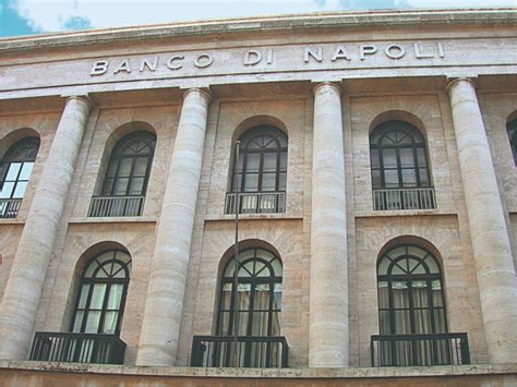 Cerchi informazioni su banca intesa sanpaolo? Palazzo del Banco di Napoli | Progetto Cultura - Intesa ...