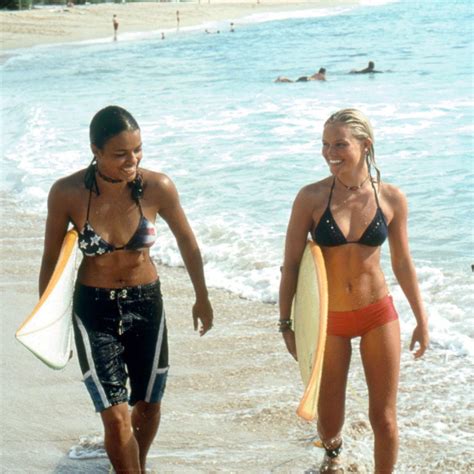 Michelle Rodriguez And Kate Bosworth In Blue Crush R Ladyladyboners
