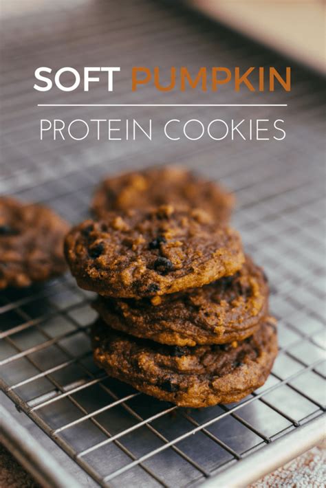 Roll into 14 large balls, and flatten on a baking sheet. Delightful Pumpkin Chocolate Chip Protein Cookies | Recipe ...