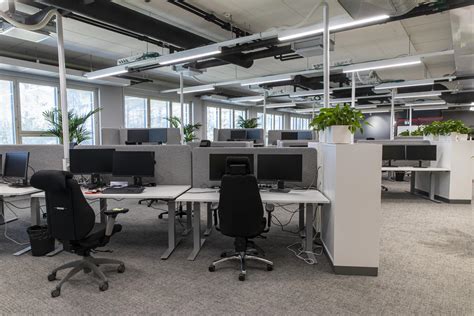 6 Reasons Why Your Office Lighting Is More Important Than You Think