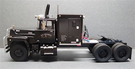 Mack R 700l Rubber Duck Kit American Industrial Truck Models In 2020