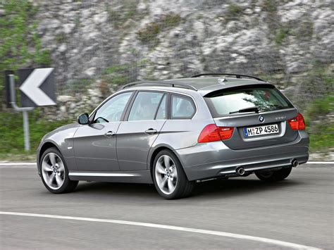 Bmw 3 Series Touring 2009 Picture 9 Of 17