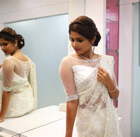 Pin By 🖤maria🖤 On Bridal Sarees White Saree Wedding Dresses Lace