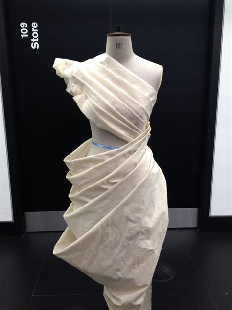 Draping On The Stand Dress Design Developing Structure Using A