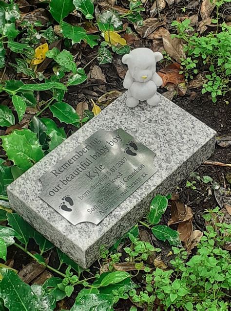 Granite Grave Marker Baby Granite Memorial Plaque Flat Grave Cemetery Stone - Headstones, Grave ...