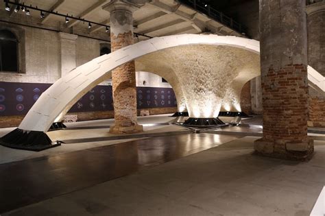The Armadillo Vault At This Years Venice Biennale Hovering Stone
