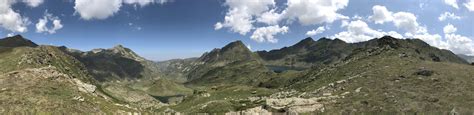 This is the third smallest land border of france, after the border with monaco and the border with the netherlands. Hi fellow hikers - This is the border of Andorra and ...