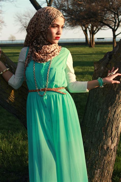 Pin By Zara Salam On Outfits Inspiración Hijabi Style Hijab Fashion