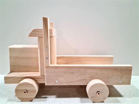 Build Your Own Toy Truck Wooden Kitset