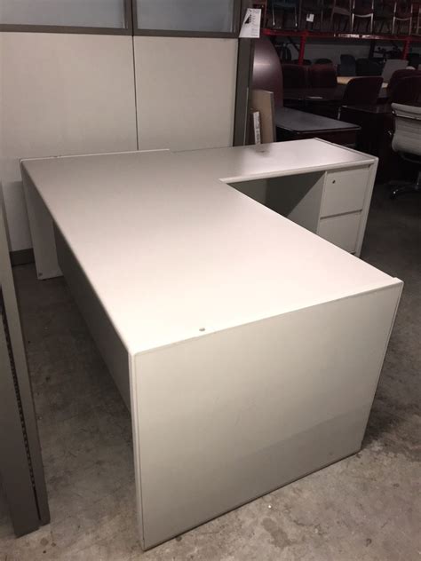 Used Steelcase 9000 Metal Desks L Shaped Desks Discount Furniture
