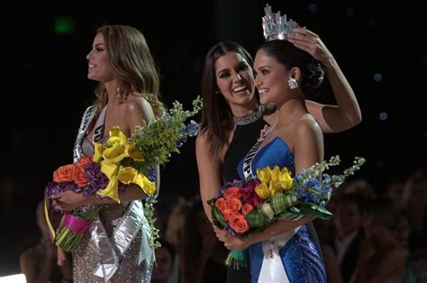 Steve Harvey Announces Wrong Miss Universe Winner Miss Philippines