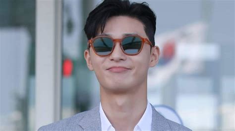 Park seo joon promotes earth hour and an environmentally friendly. Park Seo-joon launches his official YouTube channel to give us a sneak peak into his life ...