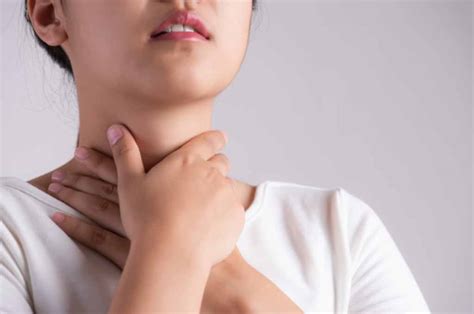 Tenggorokan Terasa Mengganjal Ketahui Penyebab Dan Cara Mengatasi