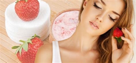 Buah delima atau lebih dikenal dengan pomegranate bukan hanya dapat dikonsumsi secara langsung tapi biasa diambil ekstraknya sebagai bahan dasar untuk perawatan kecantikanmu. Ternyata Buah Segar yang Satu Ini Juga Memiliki Manfaat ...