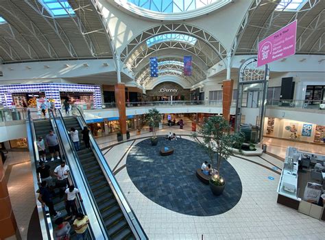 Covid 19 Smacks Northeast Ohios Already Ailing Malls Crains