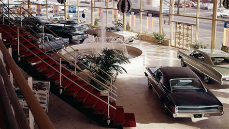 How Car Shopping Used To Be Great Historical Images Of Dealerships And