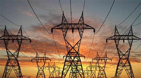 İzmir'in hangi ilçe ve mahalleleri elektrik kesintisinden etkilenecek? İzmir elektrik kesintisi 3 Ocak Pazar!