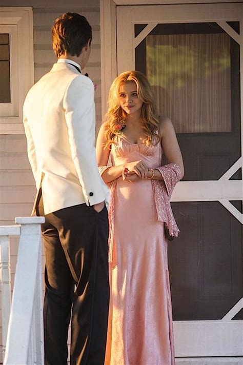 5 out of 5 stars. Carrie (2013) - Carrie's Prom Dress & Shawl (Chloe Grace ...