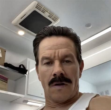 Mark Wahlberg Gives Us A First Look At His Sully Character From The Uncharted Movie