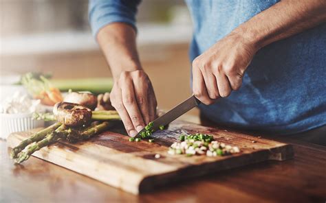 8 Cutting Board Hacks Every Cook Needs To Know