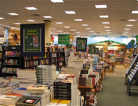 What hotels are near barnes & noble? Barnes & Noble Plans to Close 239 Stores Nationwide