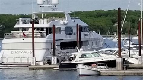 View Pier Of Tiger Woods Yacht Privacy Docked In Oyster Bay New York