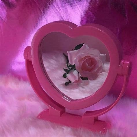 Tumblr is a place to express yourself, discover yourself, and bond over the stuff you love. Pin by 🎐 on ★ NEO | Pink aesthetic, Pink themes, Pastel ...