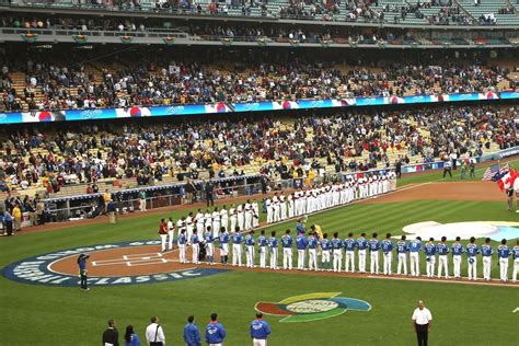 Dodger Stadium To Host 2017 World Baseball Classic Final Round True Blue La