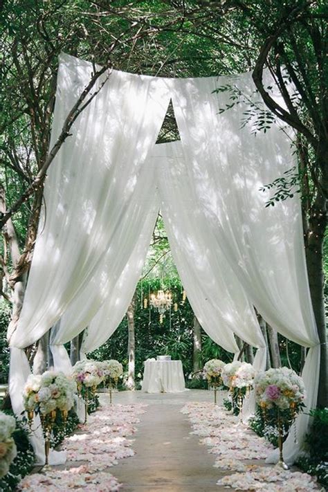 35 Brilliant Outdoor Wedding Decoration Ideas for 2018 Trends