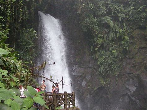 La Paz Waterfall Gardens And Poas Volcano Tour Tefl And Tesol Ita Costa