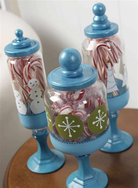 How to Make Christmas Apothecary Jars - DIY Candy