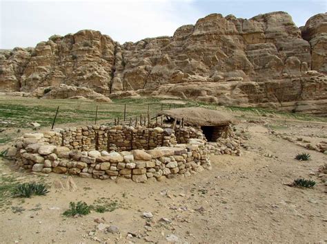 Il Villaggio Neolitico Di Beidha Piccola Petra Aqaba