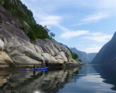 The Ultimate Sea Kayaking Experience In Eidfjord Norway Lifeinourvan