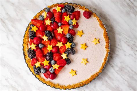 Try This Sweet And Creamy Berry Fruit Tart Made With A Sweet Creamy