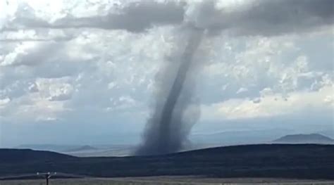 Impactante Tornado En Mendoza