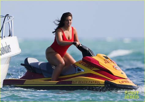 Ashley Graham Gets Cheeky For Baywatch Themed Shoot Photo Pictures Just Jared